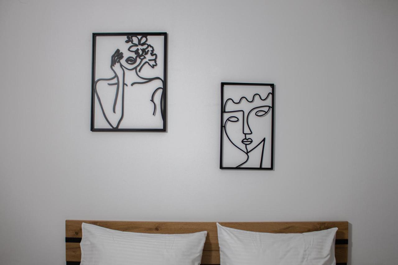 F K Room 3 Aigio Exterior photo